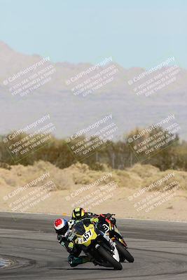 media/Dec-07-2025-CVMA (Sun) [[3e7d2de5dc]]/Race 9-Formula UL Shootout/